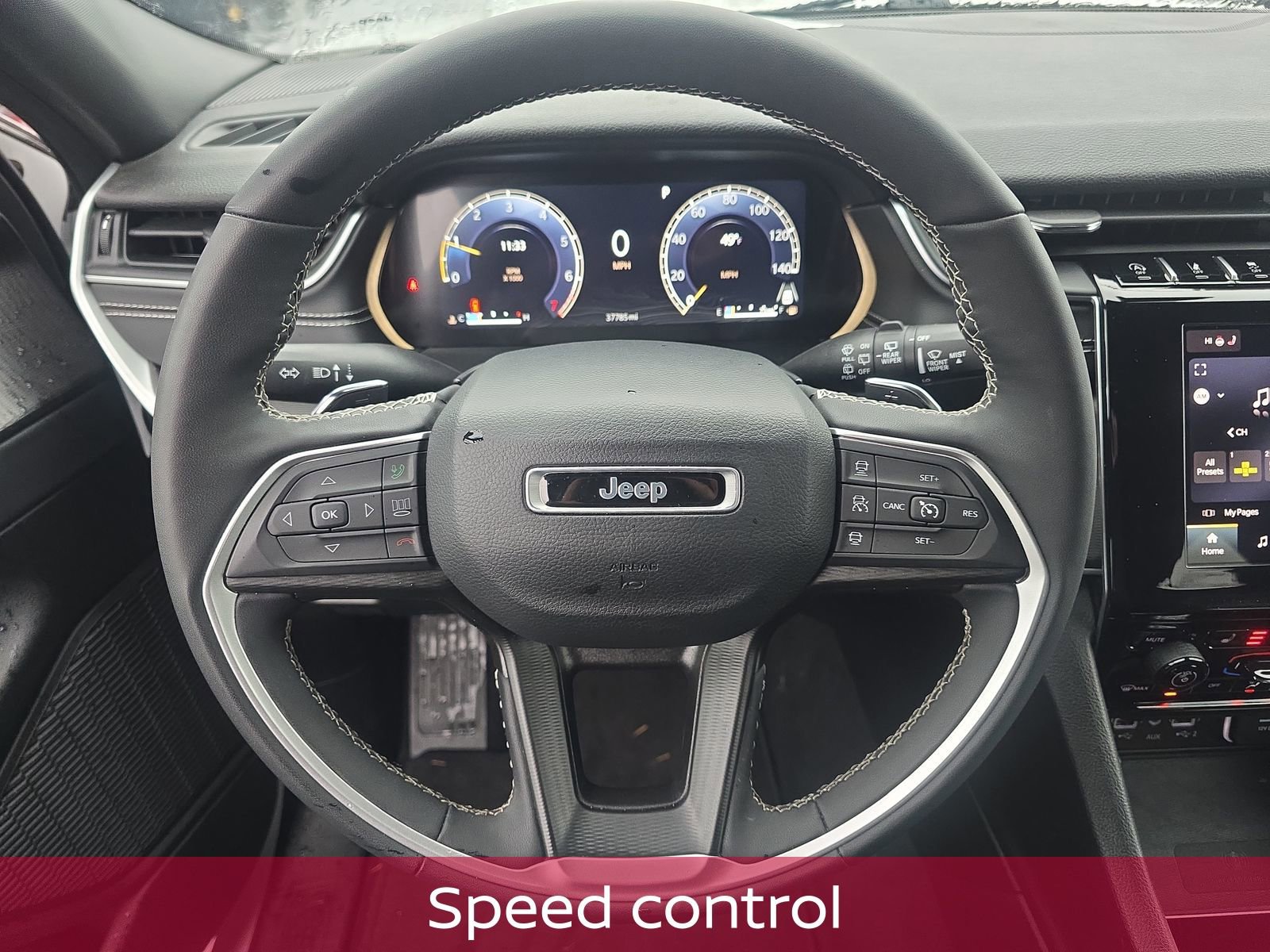 Used 2024 Jeep Grand Cherokee Altitude image 16