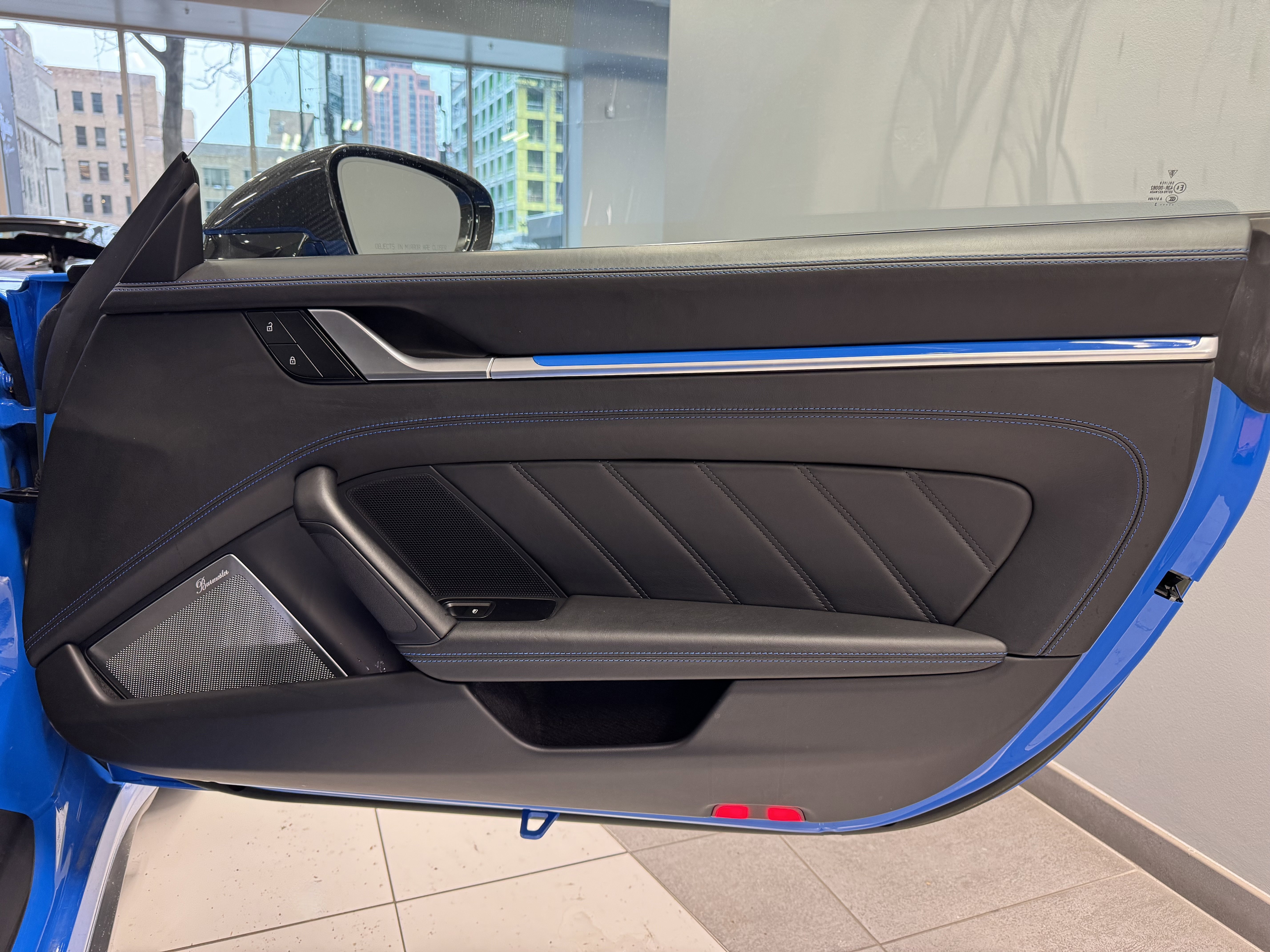 Used 2023 Porsche 911 image 18