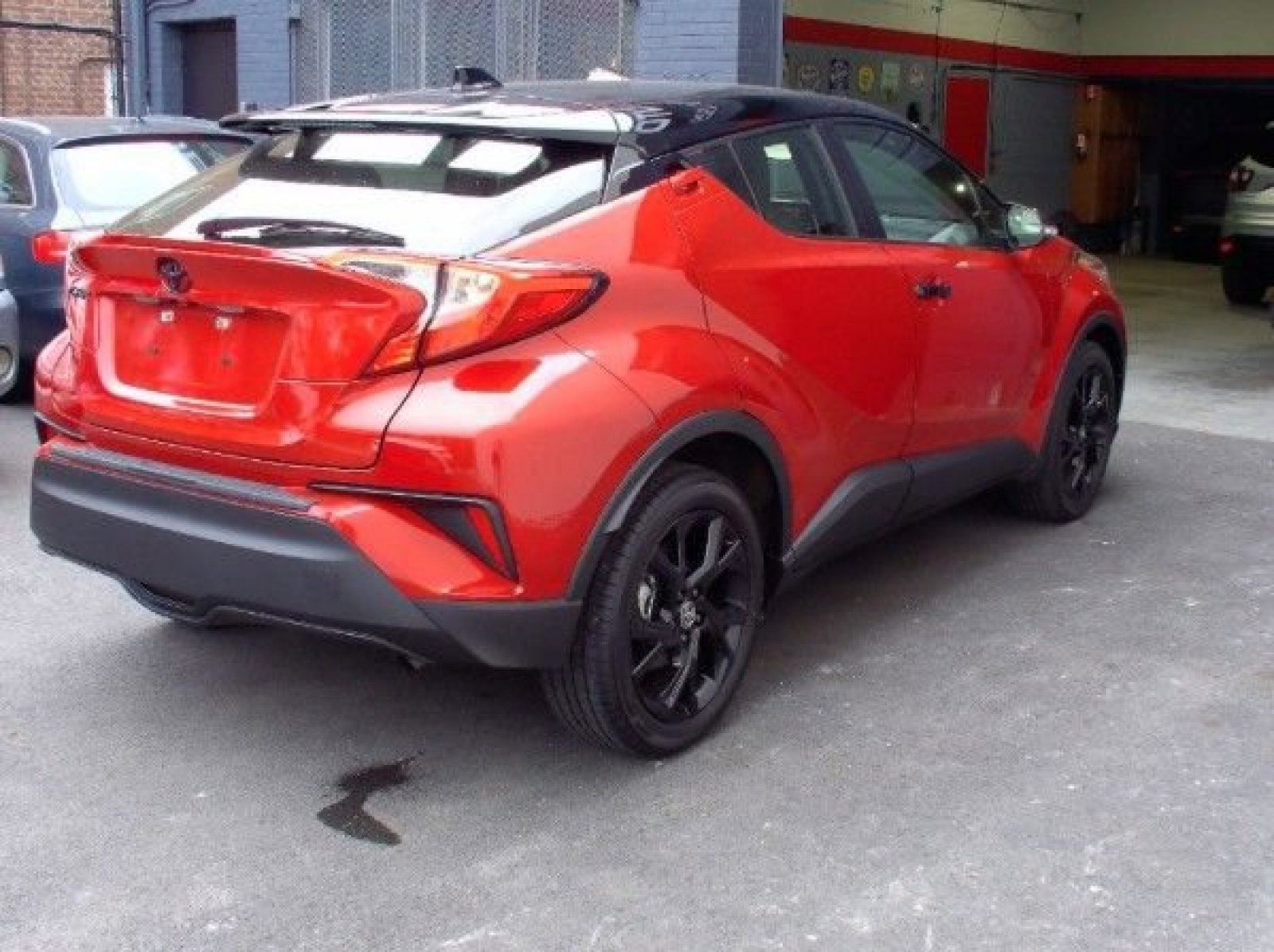 Used 2022 Toyota C-HR Nightshade FWD image 4