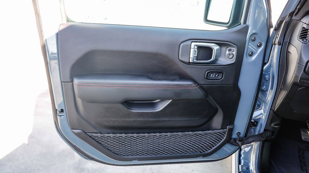 New 2026 Jeep Gladiator Rubicon w/ Steel Power Dome Hood Package AWD/4WD image 22