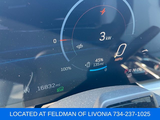 Used 2024 Cadillac Lyriq Luxury AWD/4WD image 8