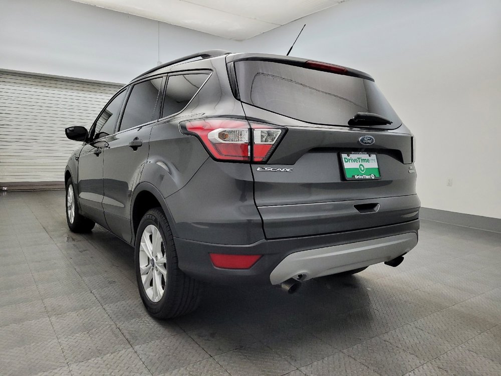 Used 2018 Ford Escape SE image 5