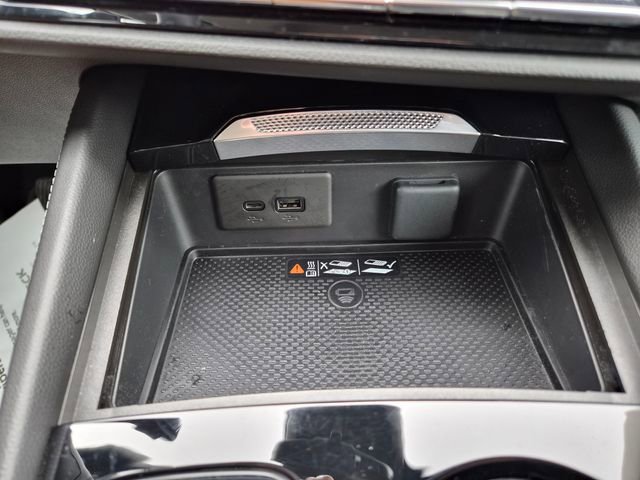 Used 2024 Buick Envision Avenir AWD/4WD image 34