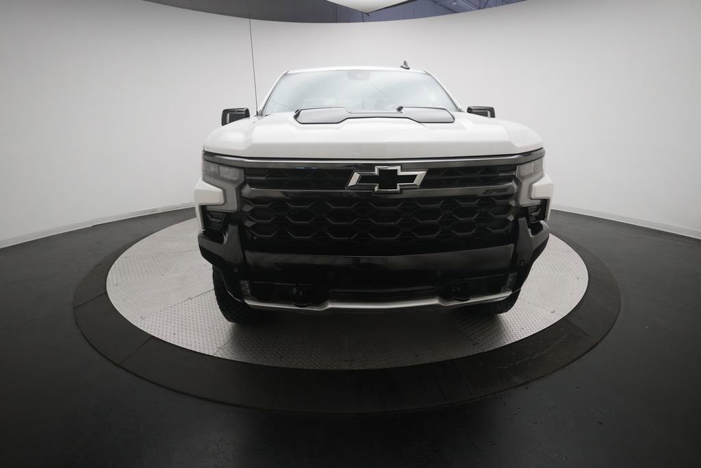 Used 2025 Chevrolet Silverado 1500 ZR2 w/ Technology Package AWD/4WD image 11