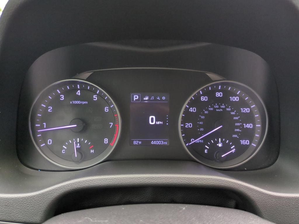 Used 2017 Hyundai Elantra Limited FWD image 21
