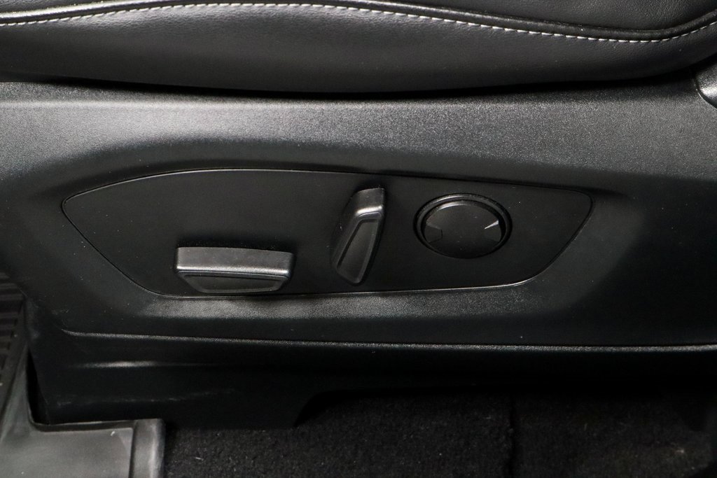 Certified 2023 Ford Explorer XLT w/ Equipment Group 202A image 29