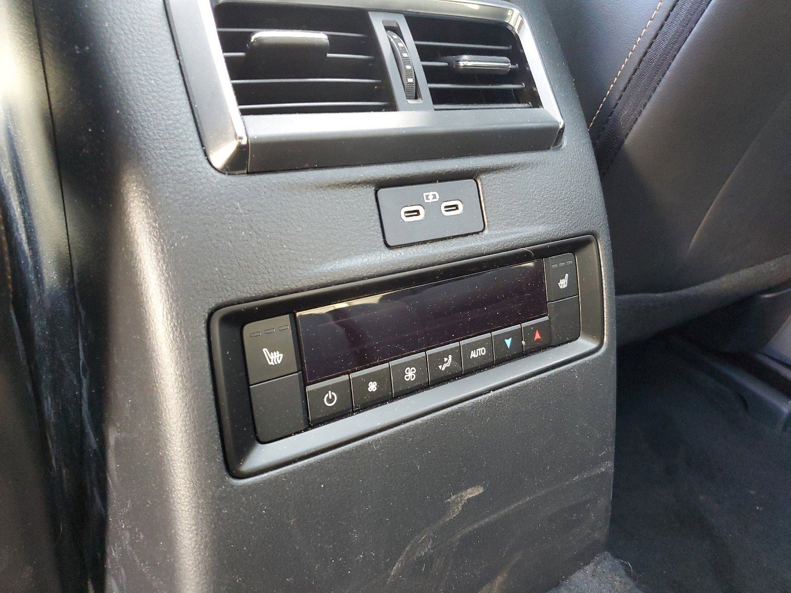 Used 2025 MAZDA CX-70 Plug-In Hybrid w/ Premium Plus image 14