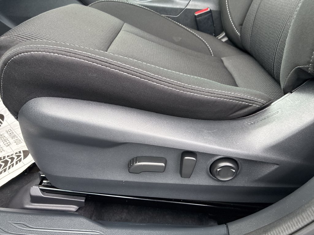 Used 2025 Subaru Legacy Premium AWD/4WD image 11