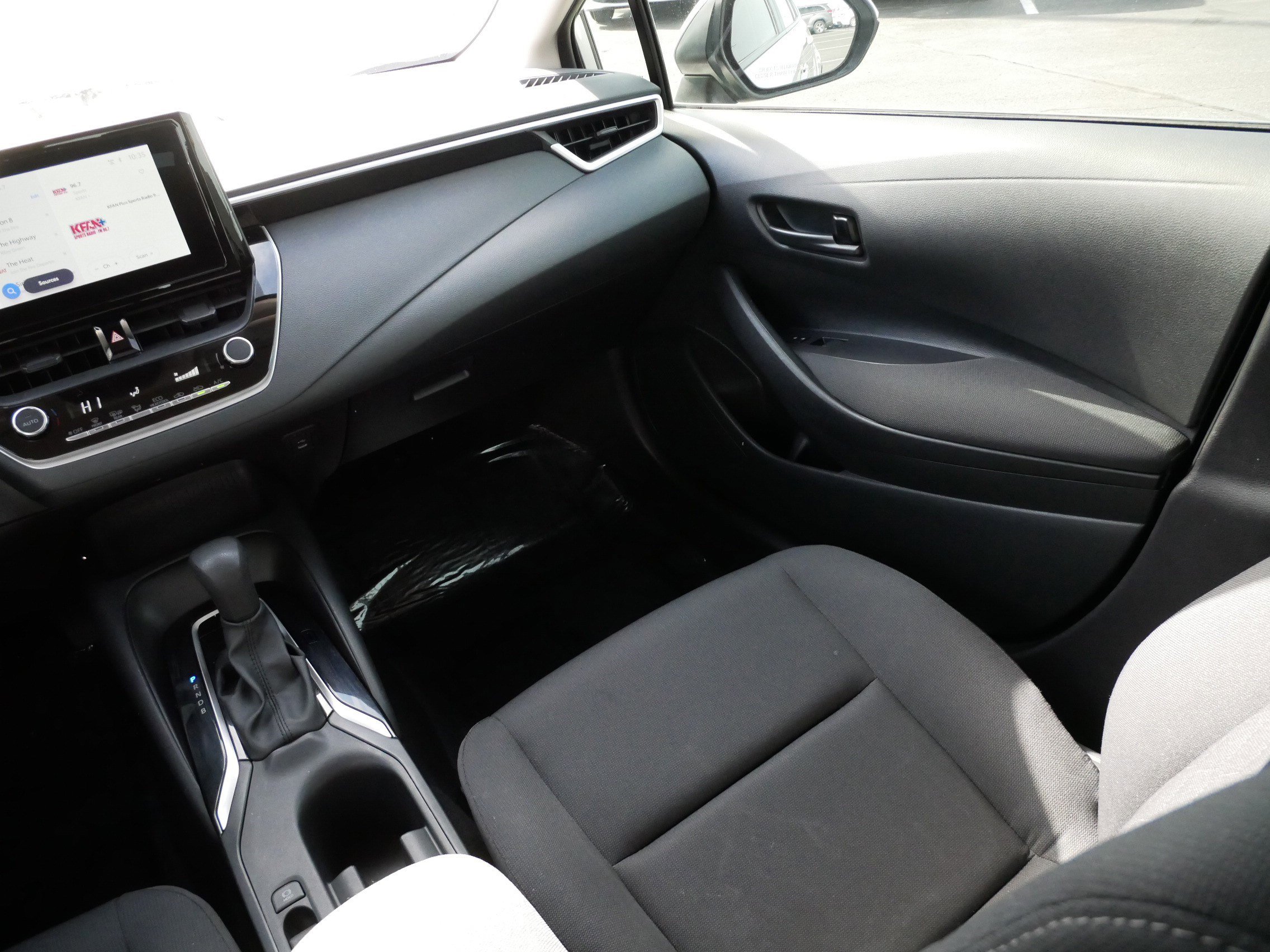 Certified 2025 Toyota Corolla LE w/ Convenience Package FWD image 11