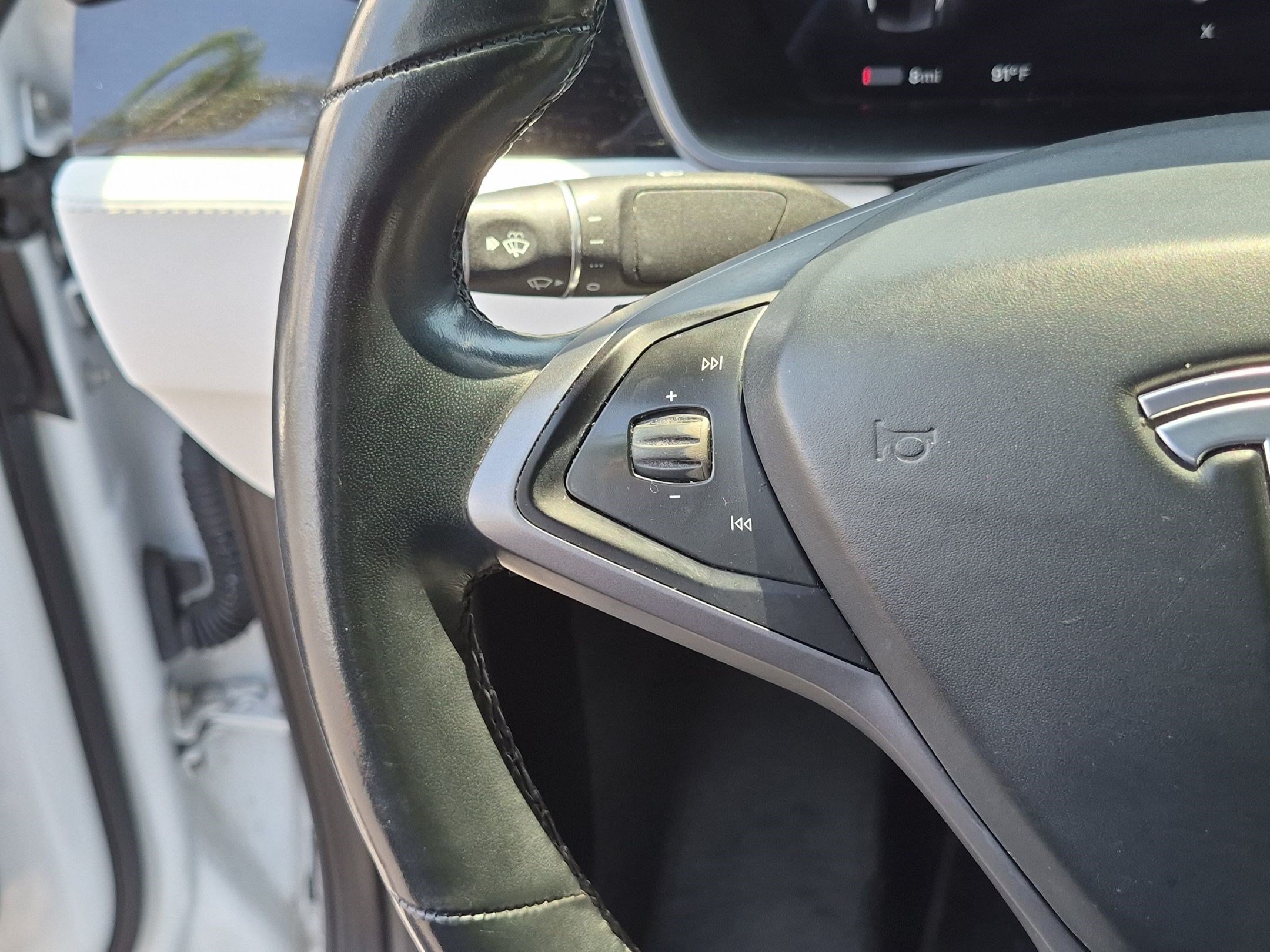 Used 2020 Tesla Model X Long Range AWD/4WD image 19