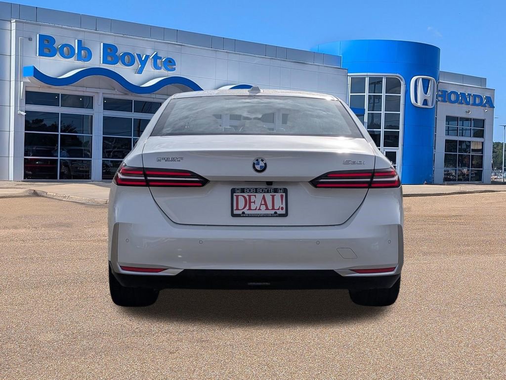 Used 2025 BMW 530i 530i image 4