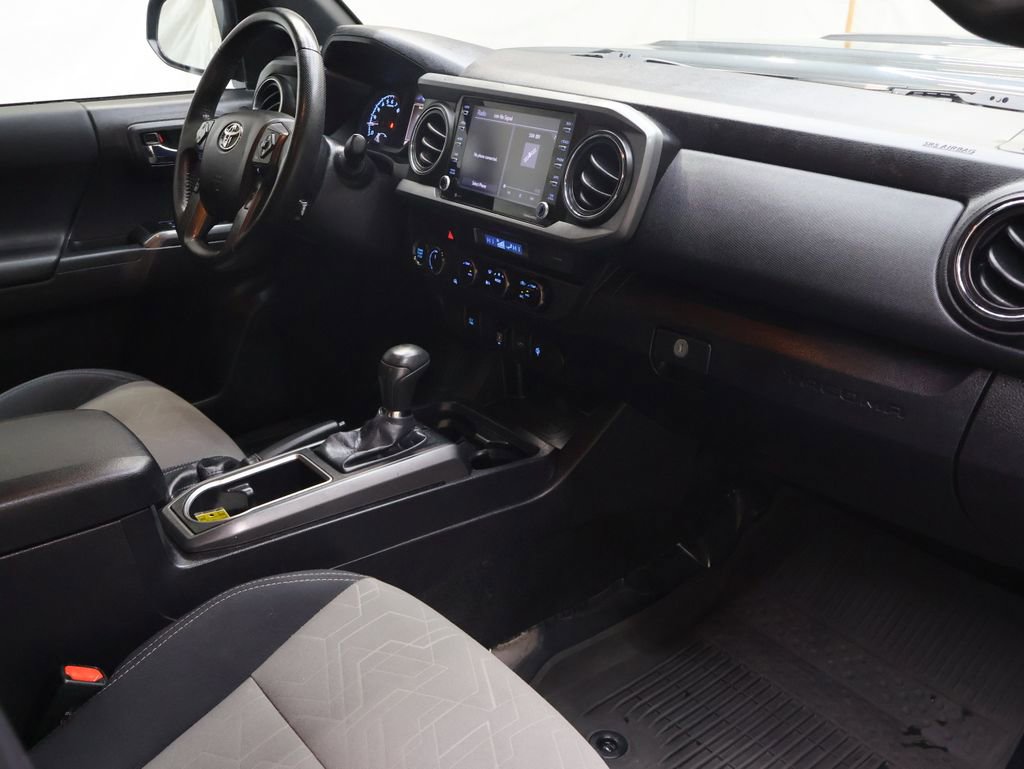 Used 2023 Toyota Tacoma TRD Sport AWD/4WD image 11
