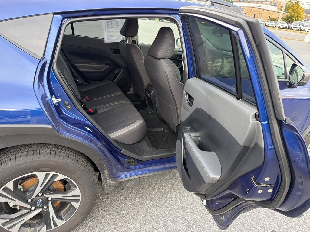 Certified 2025 Subaru Crosstrek 2.0i Premium image 18