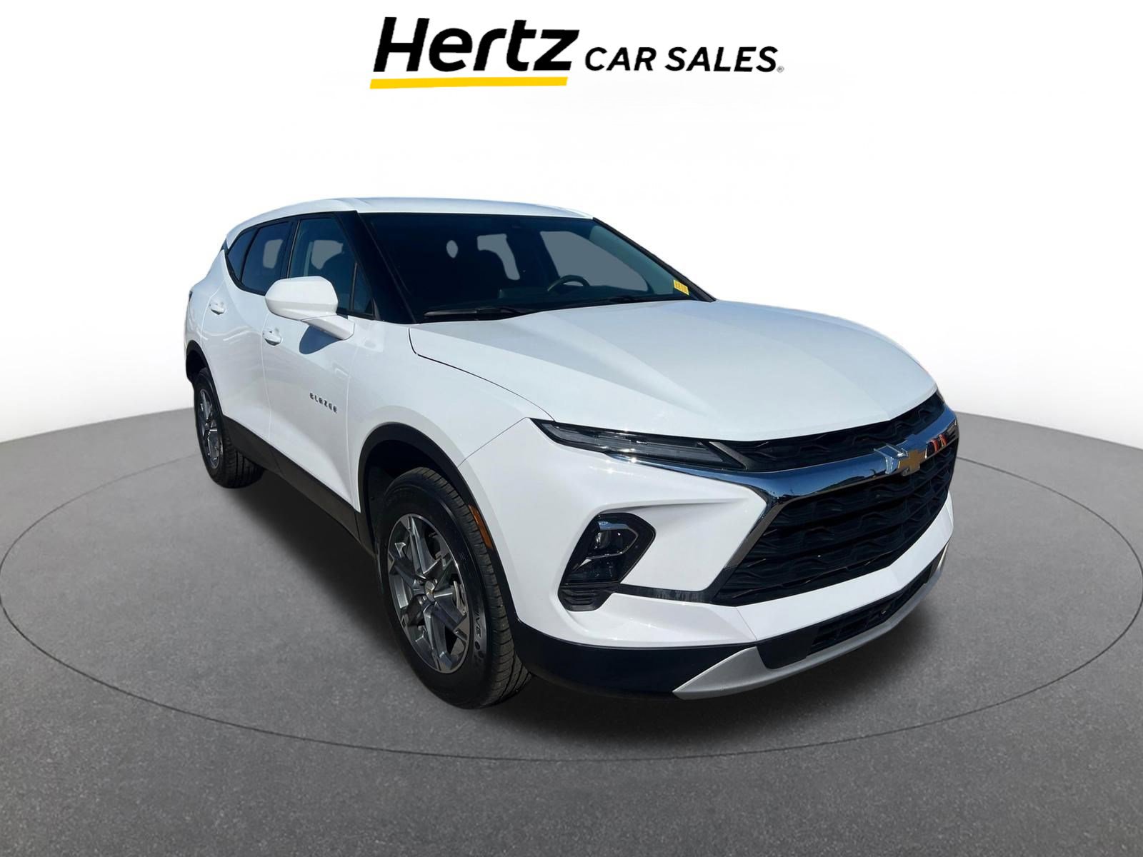 Used 2025 Chevrolet Blazer LT image 1