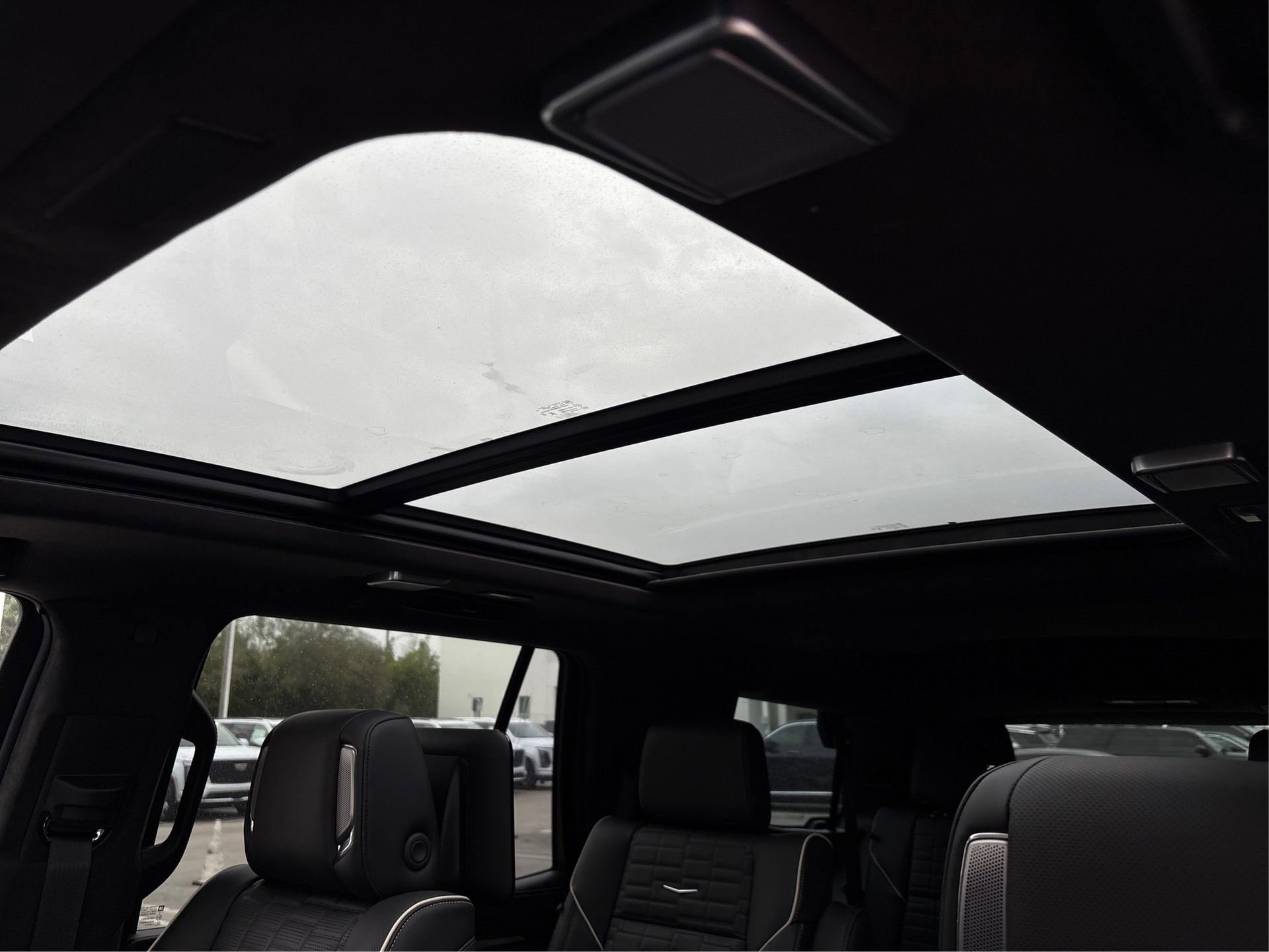 New 2026 Cadillac Escalade Platinum Sport w/ LPO, ONYX Package image 35