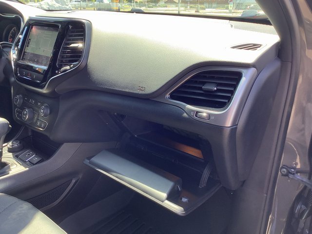 Used 2020 Jeep Cherokee High Altitude image 38