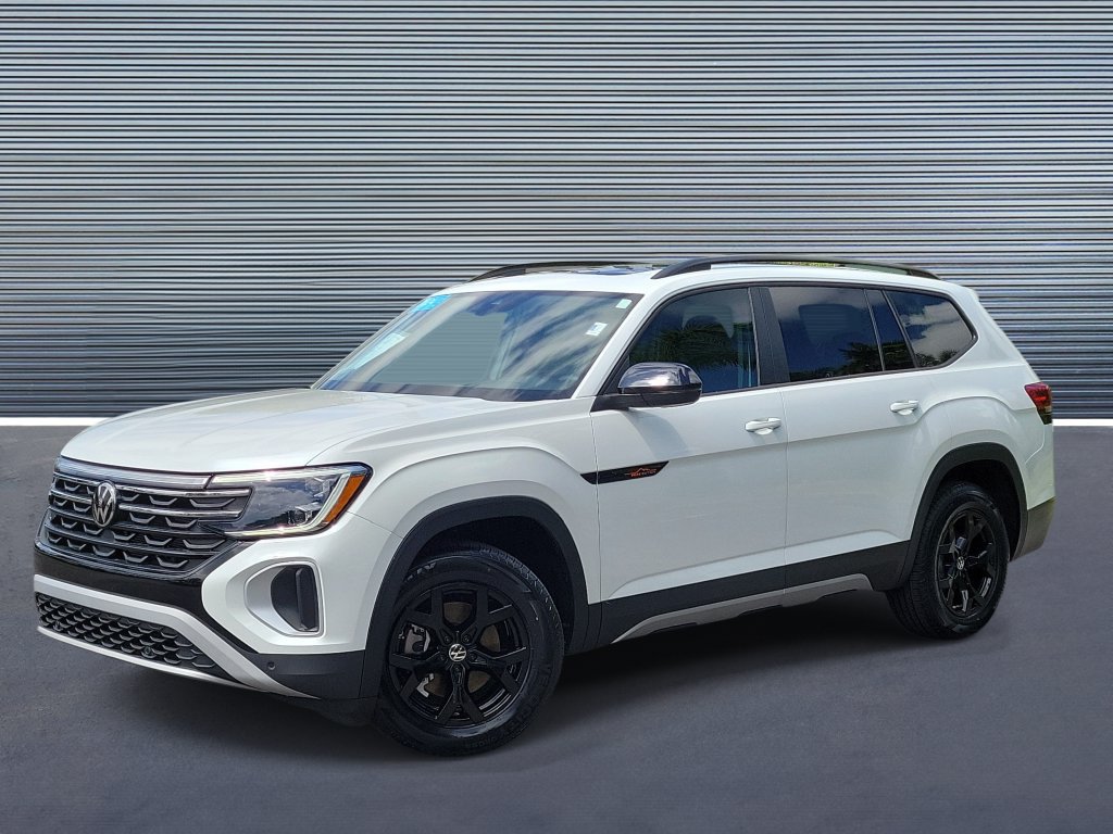 Certified 2024 Volkswagen Atlas Peak Edition SEL AWD/4WD 360° Tour