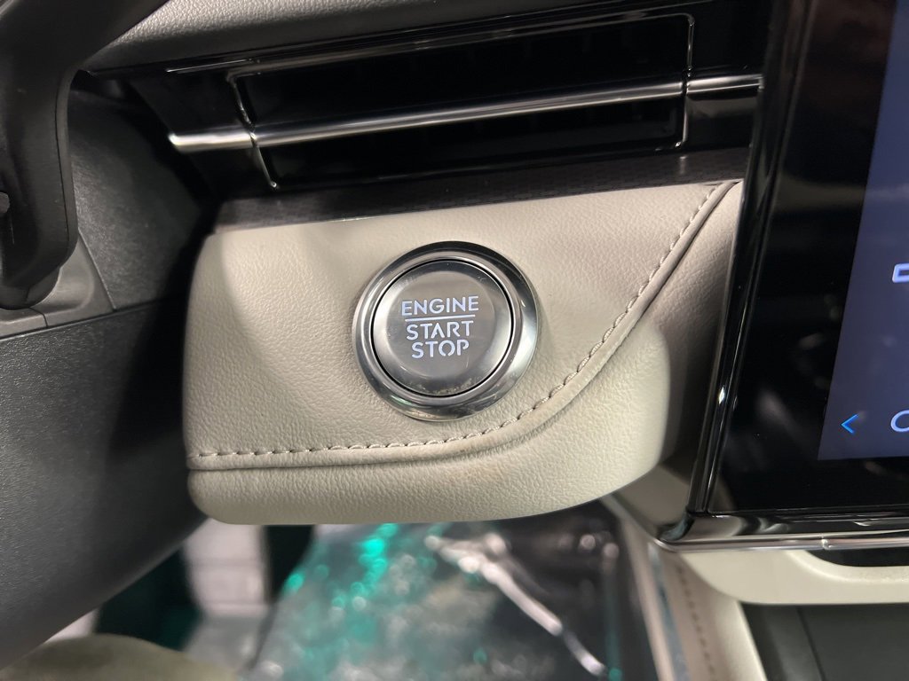 Used 2026 Lincoln Nautilus Premier w/ Equipment Group 102A image 19