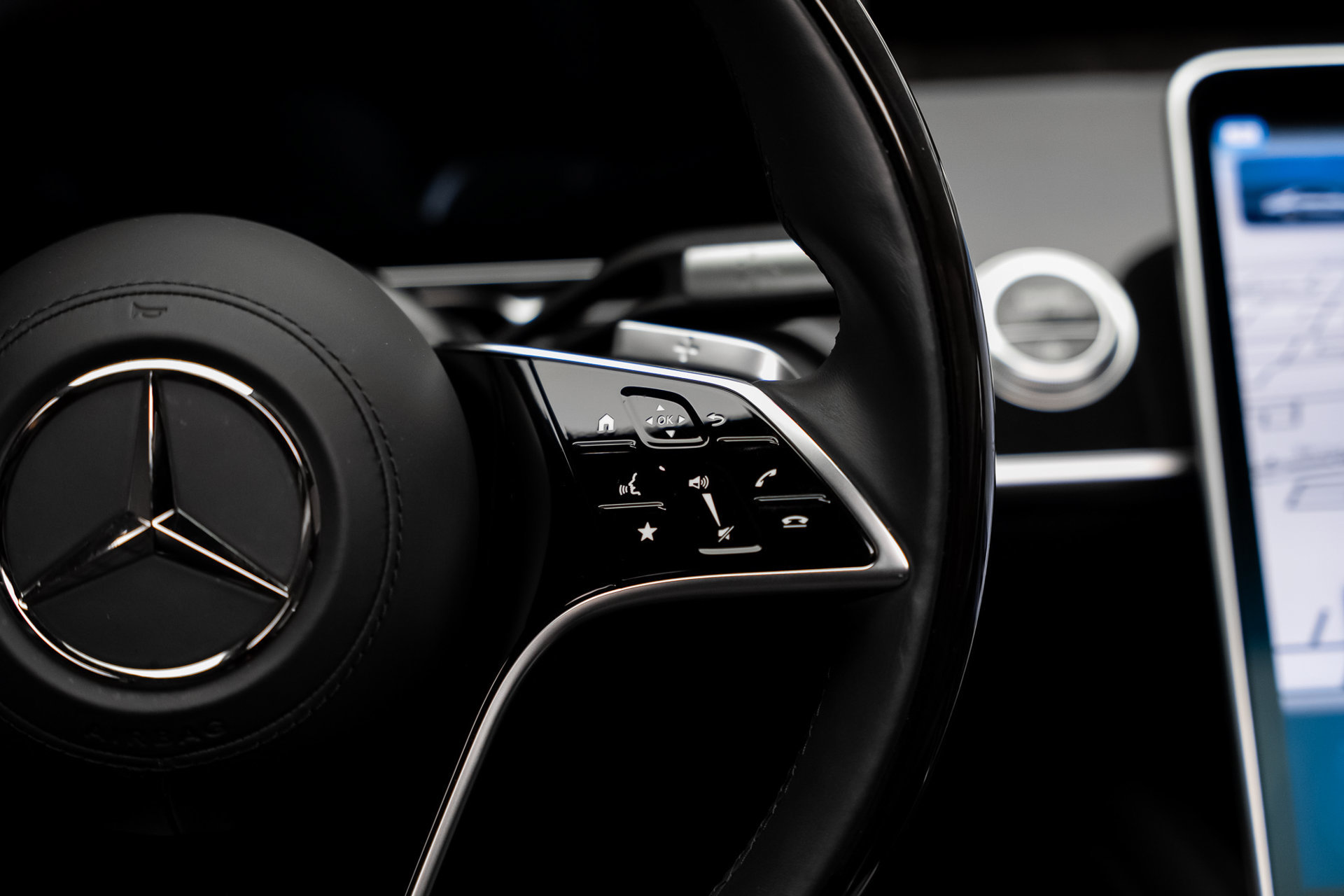 Used 2023 Mercedes-Benz S 580 4MATIC Sedan image 46