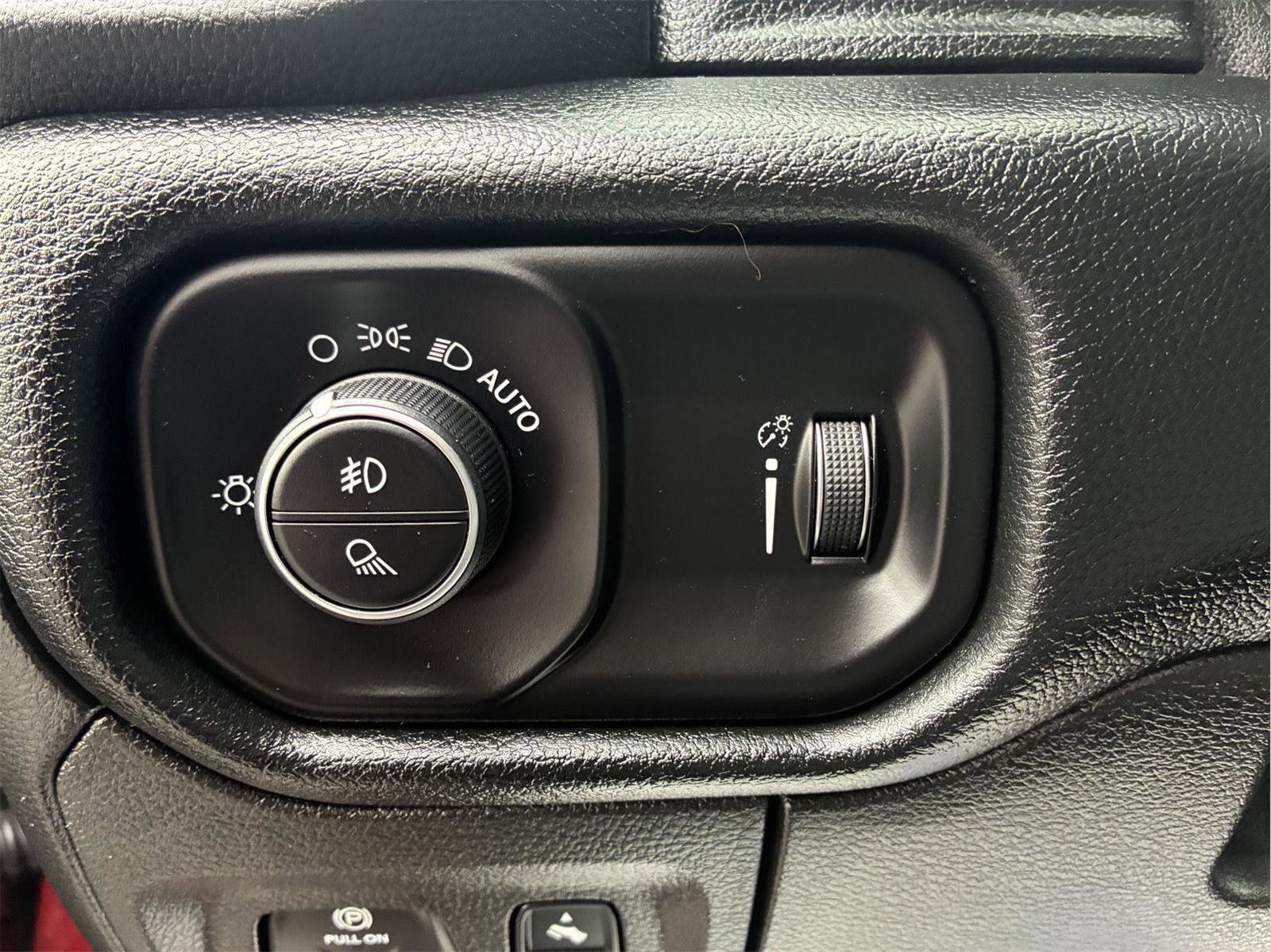 Used 2020 RAM 1500 Big Horn image 15