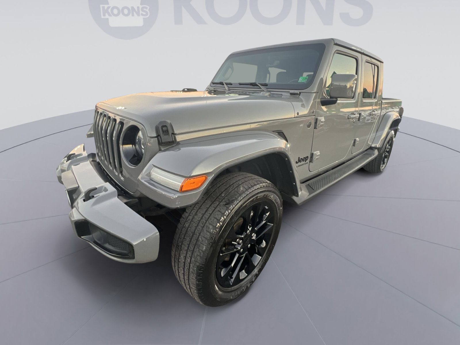 Used 2022 Jeep Gladiator Overland image 11