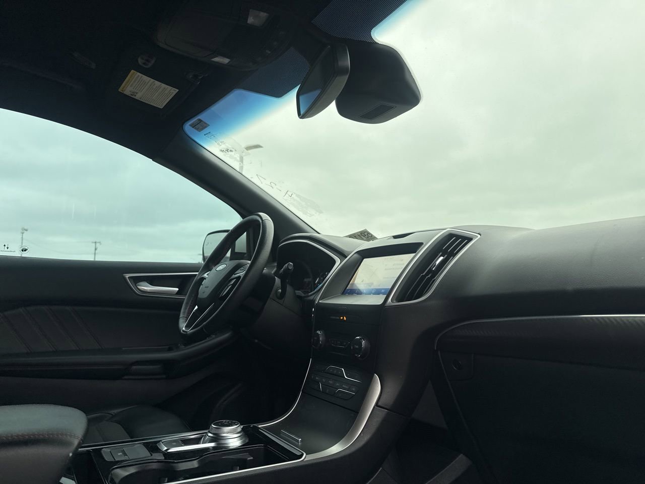 Used 2020 Ford Edge ST-Line FWD image 25