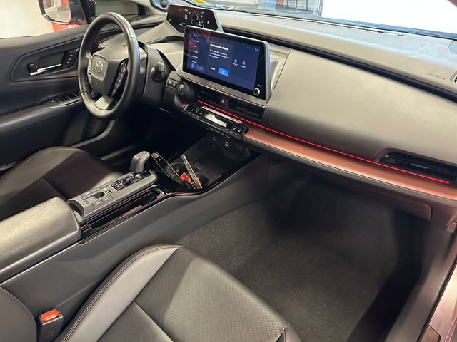 Certified 2024 Toyota Prius Prime Premium w/ Advanced Technology Package FWD image 17