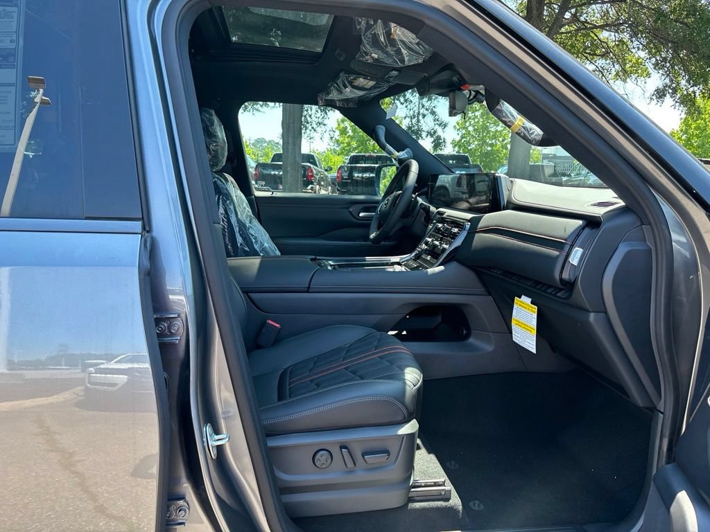 New 2026 Nissan Armada PRO-4X AWD/4WD image 20