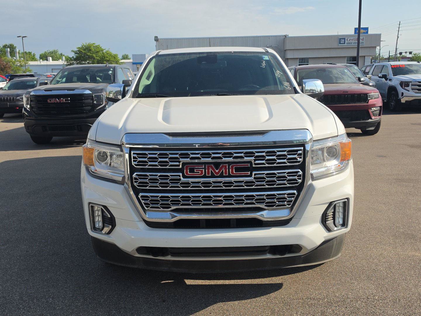 Used 2022 GMC Canyon Denali AWD/4WD image 8