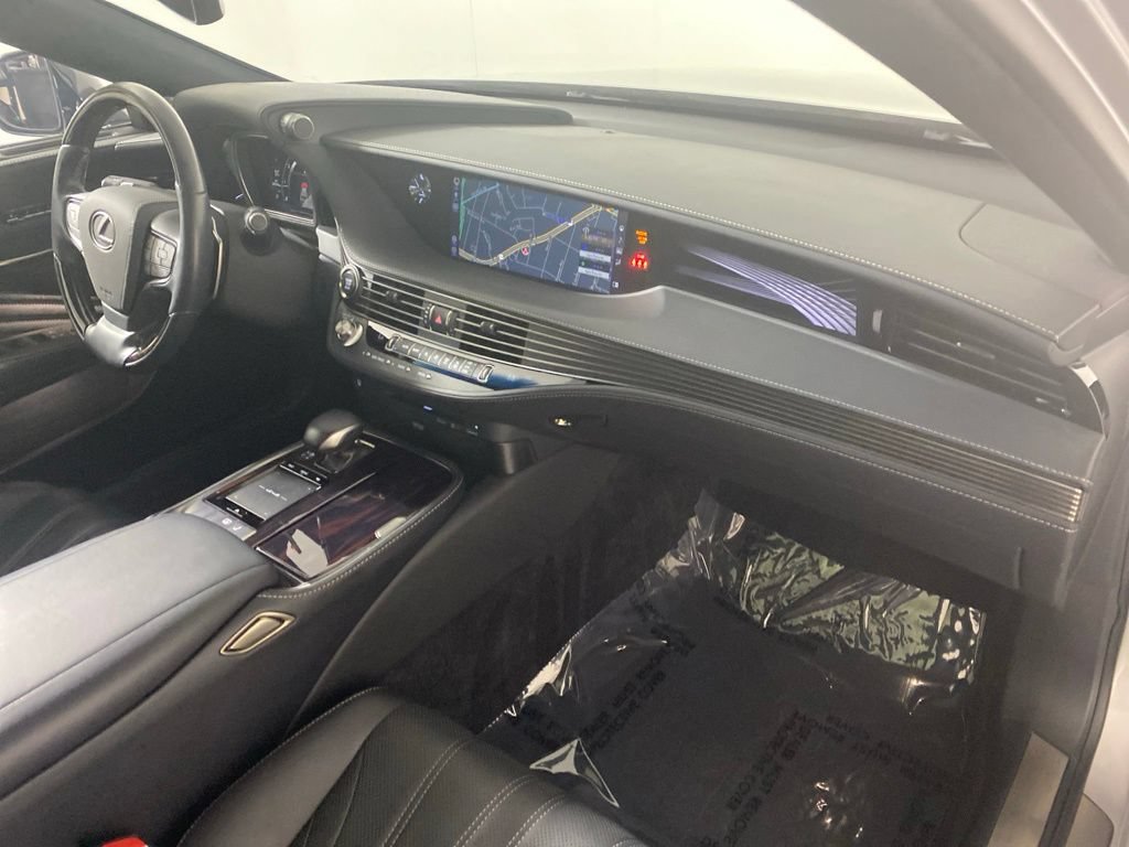 Used 2018 Lexus LS 500 AWD w/ Interior Upgrade Package image 34