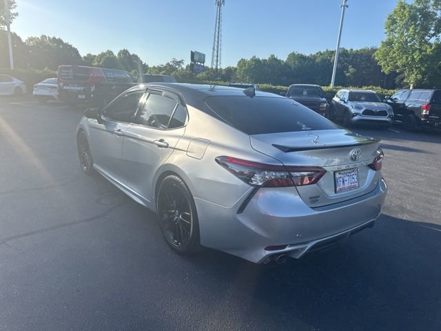 Used 2022 Toyota Camry XSE FWD image 7