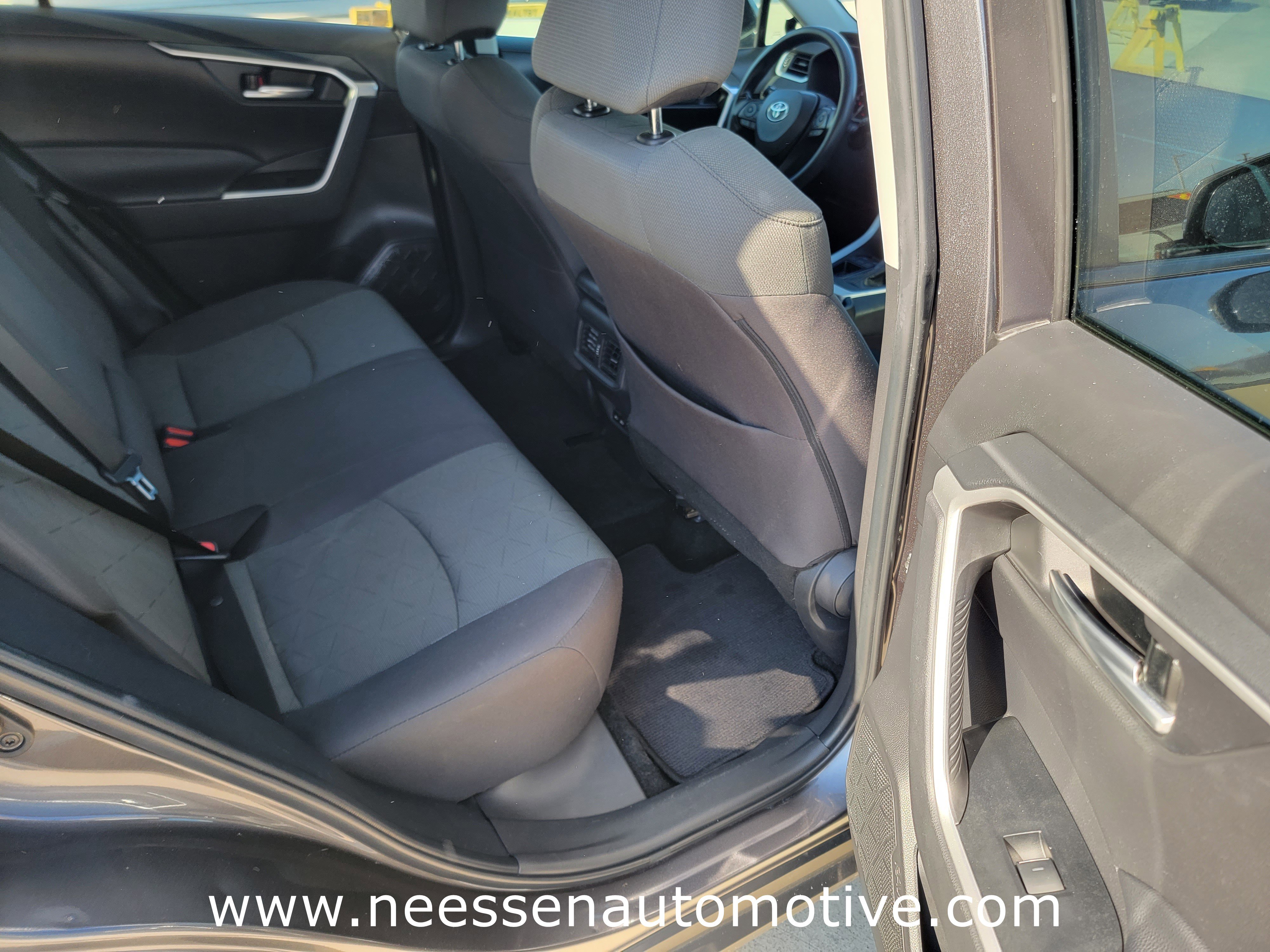 Used 2024 Toyota RAV4 XLE image 12