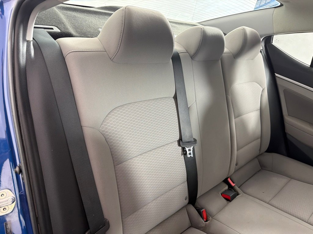 Used 2020 Hyundai Elantra SEL image 20