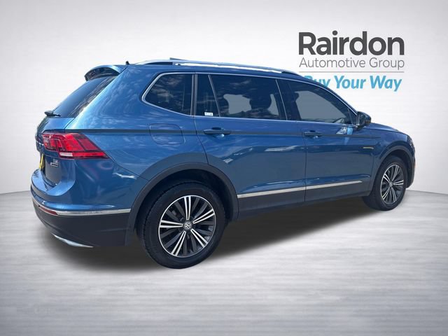 Used 2018 Volkswagen Tiguan SEL AWD/4WD image 7