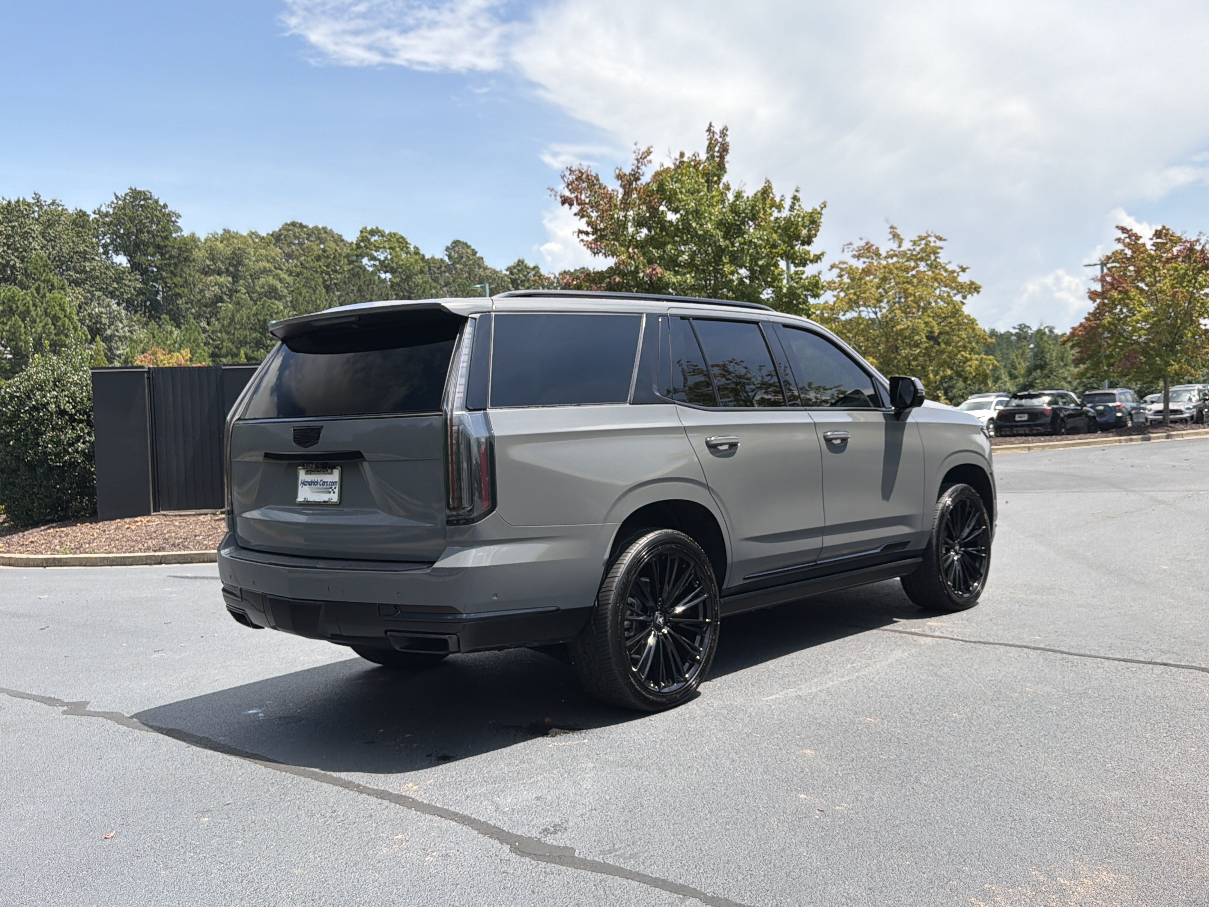 Used 2026 Cadillac Escalade Platinum Sport w/ LPO, Floor Liner Package AWD/4WD image 5