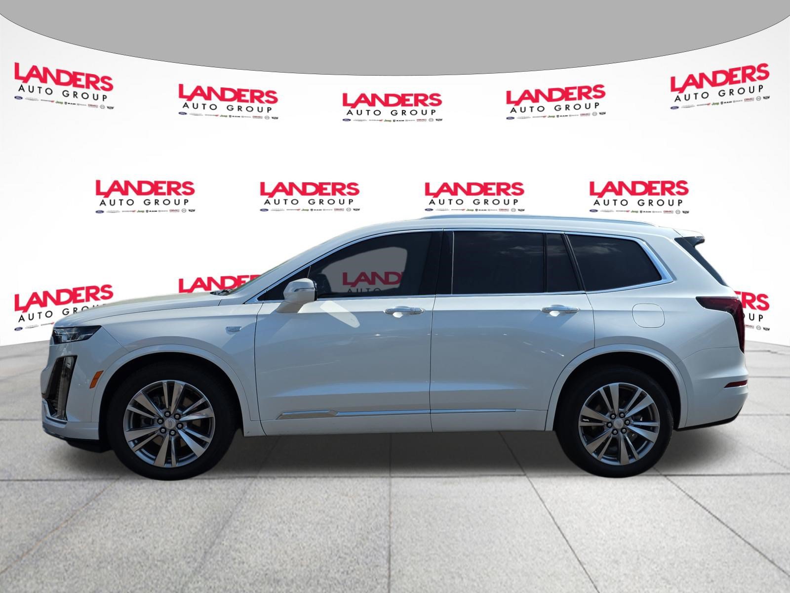 Used 2023 Cadillac XT6 Premium Luxury FWD image 6