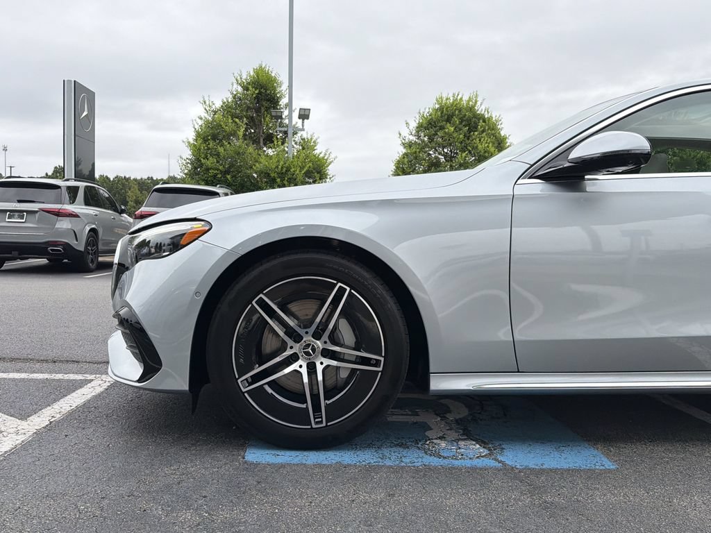 New 2026 Mercedes-Benz E 350 4MATIC Sedan image 9
