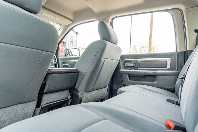 Used 2017 RAM 2500 SLT image 34