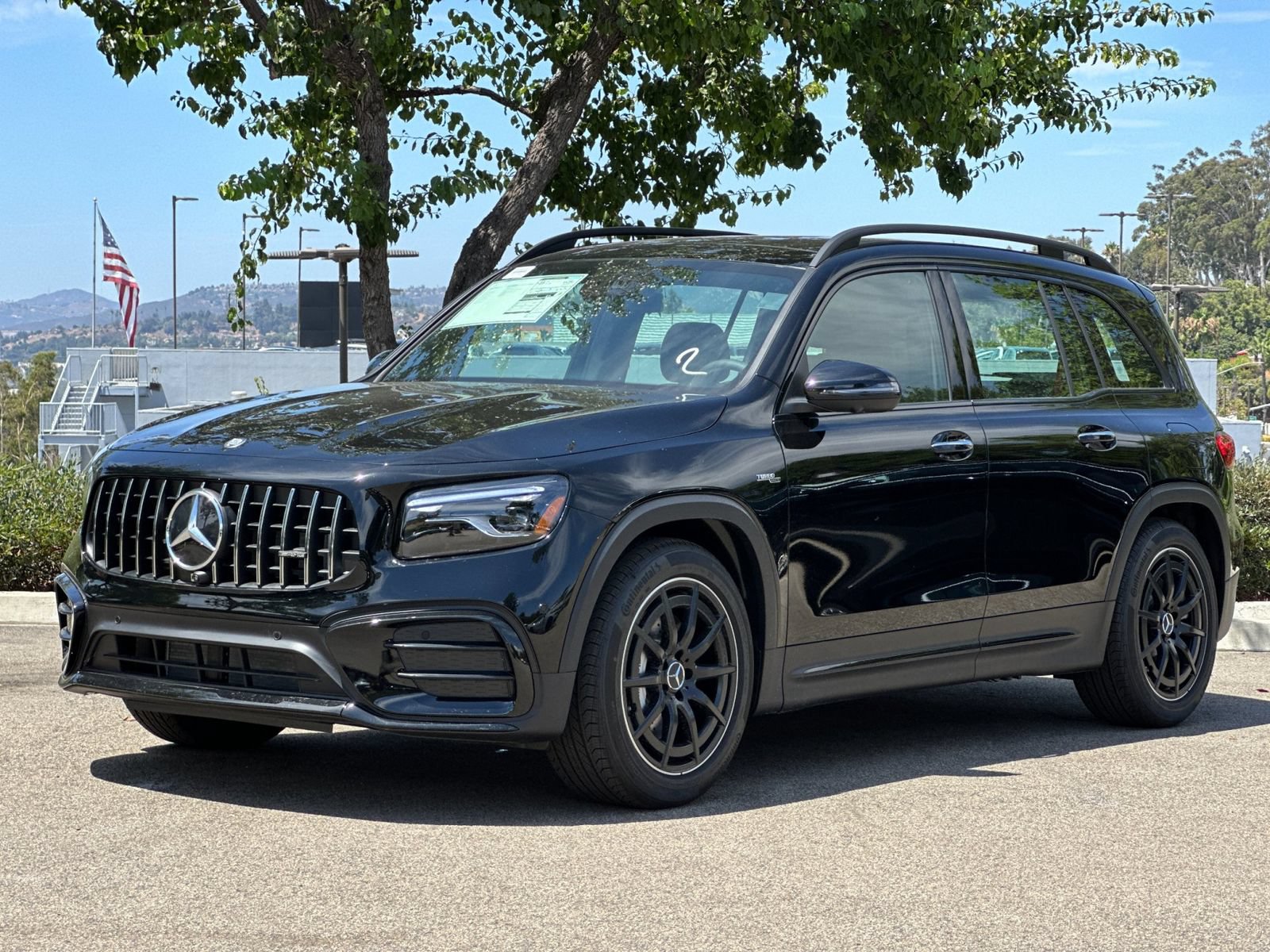 Used 2025 Mercedes-Benz GLB 35 AMG 4MATIC image 7