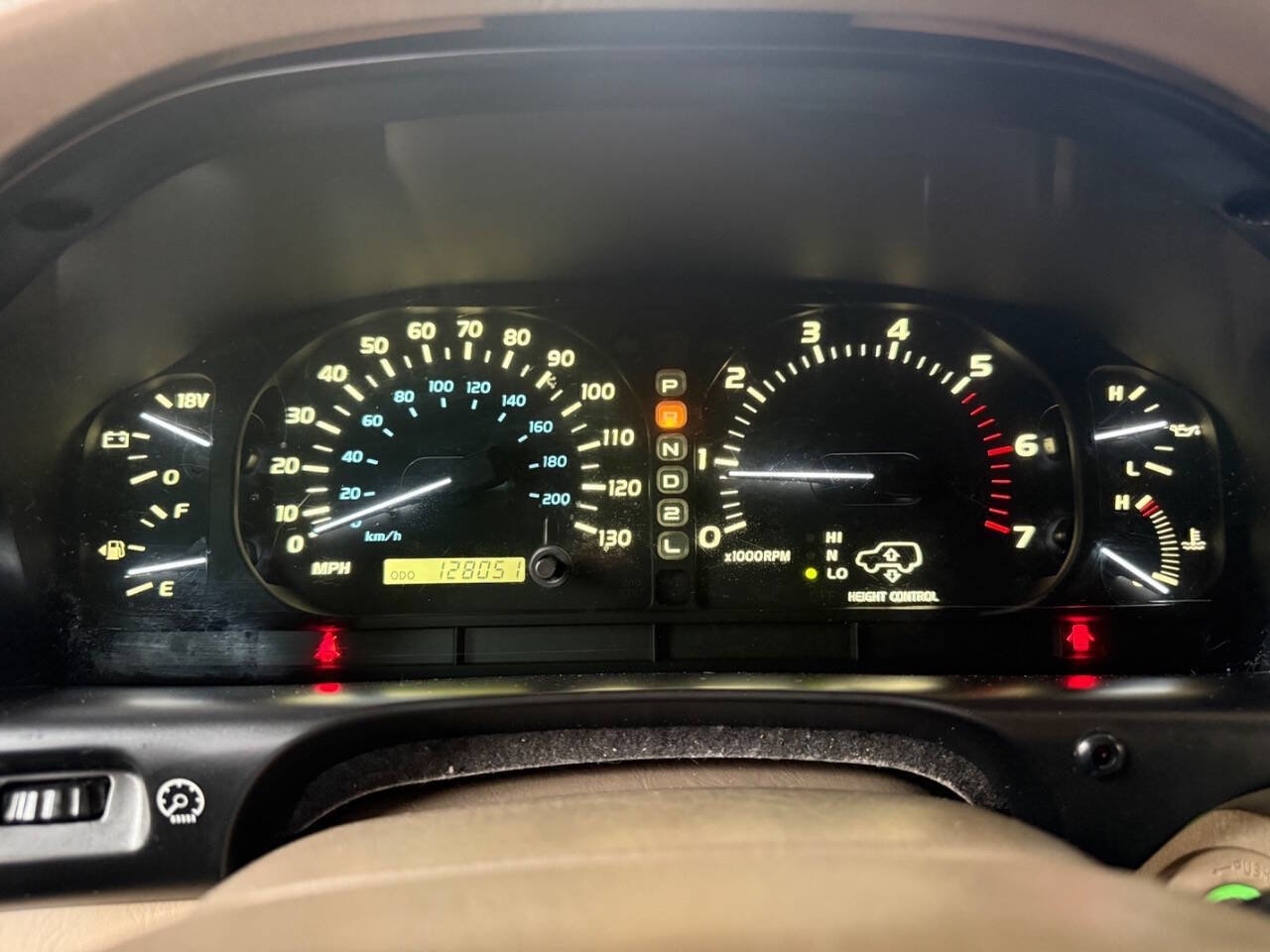 Used 2001 Lexus LX 470 4WD image 93