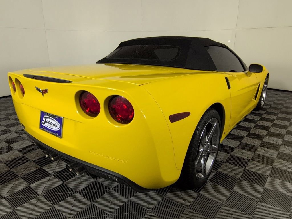 Used 2007 Chevrolet Corvette Convertible w/ Preferred Equipment Group RWD image 5