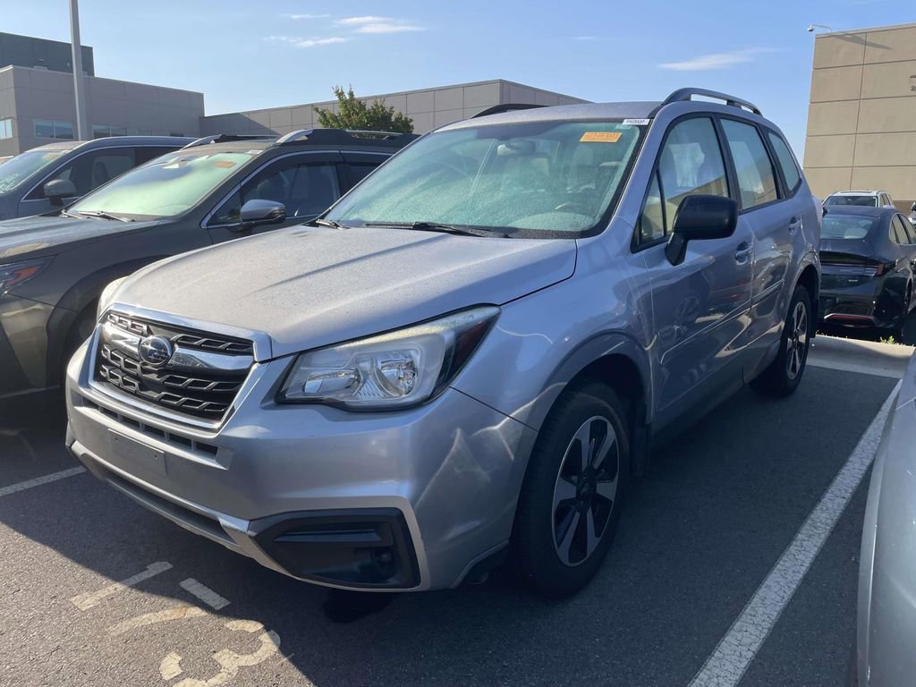 Used 2018 Subaru Forester 2.5i w/ Alloy Wheel Package AWD/4WD image 2