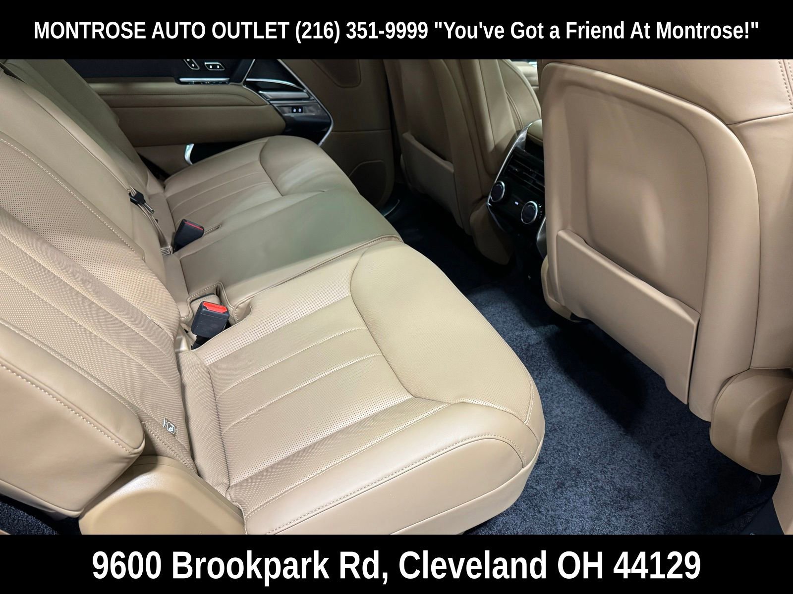 New 2026 Land Rover Range Rover Long Wheelbase SE image 46