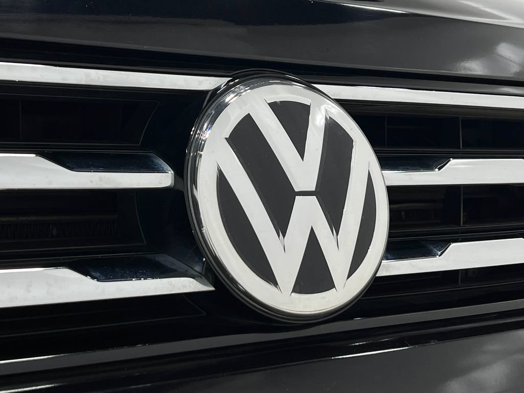Used 2020 Volkswagen Tiguan SE AWD/4WD image 38