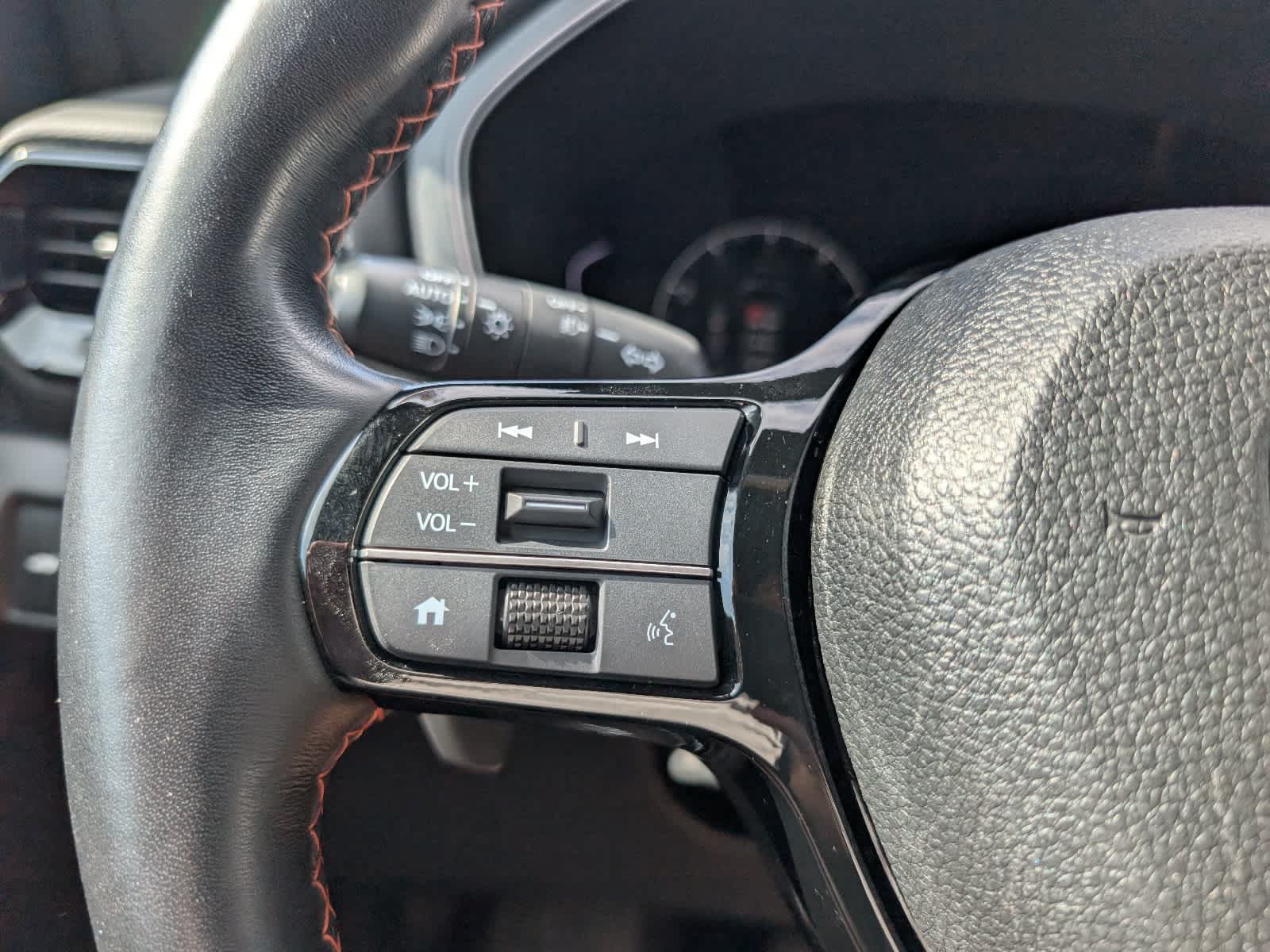 Certified 2025 Honda Pilot TrailSport image 26