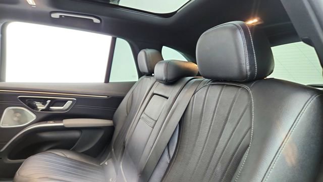 Used 2023 Mercedes-Benz EQS 450+ 4MATIC SUV image 30