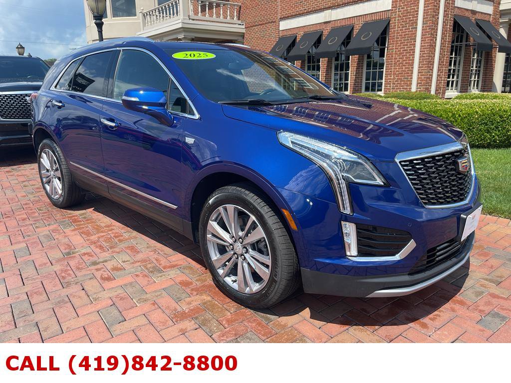 Used 2025 Cadillac XT5 Premium Luxury image 5