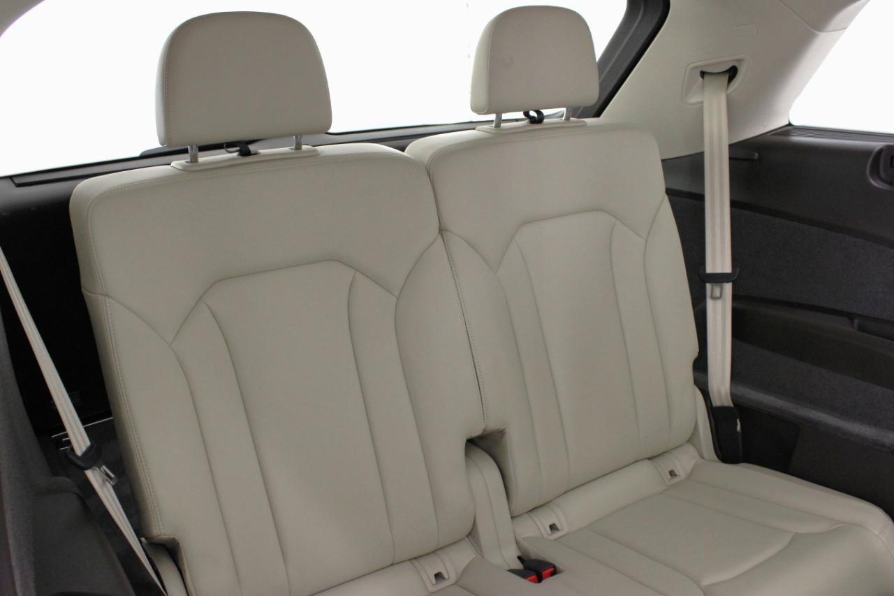 Used 2019 Audi Q7 3.0T Prestige w/ Prestige Package AWD/4WD image 45