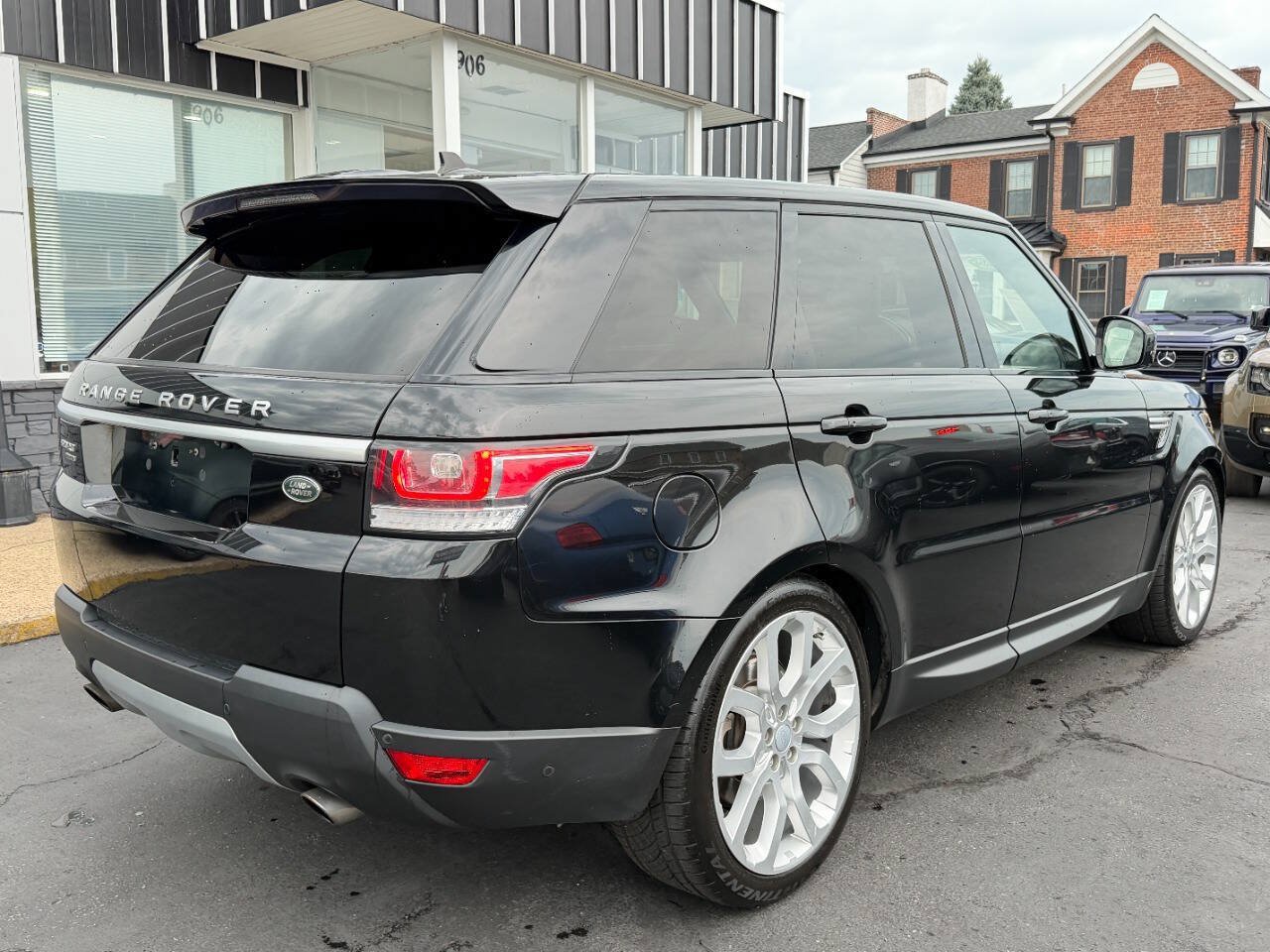 Used 2016 Land Rover Range Rover Sport HSE AWD/4WD image 8