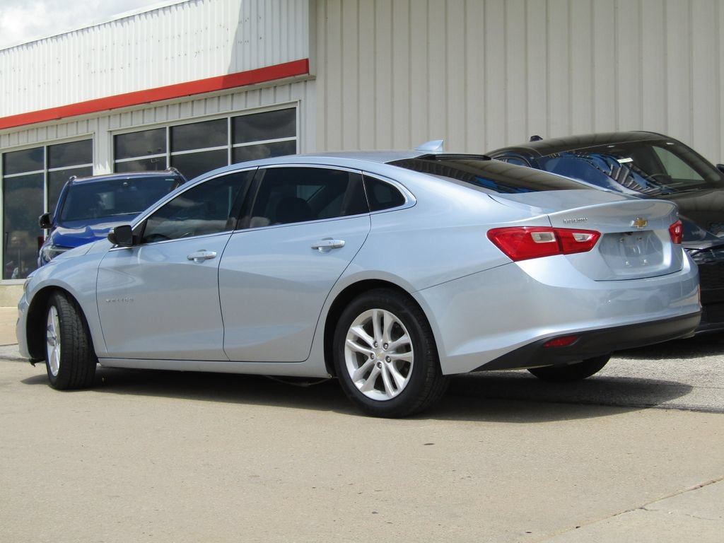 Used 2018 Chevrolet Malibu LT FWD image 10